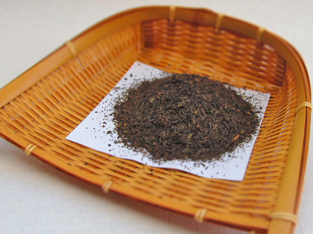 香ばしく焙じた、ほうじ茶の茶葉